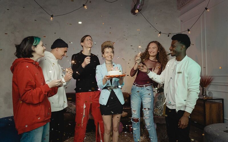 How to Cope With Feeling Like the Token Friend